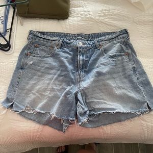 American E shorts